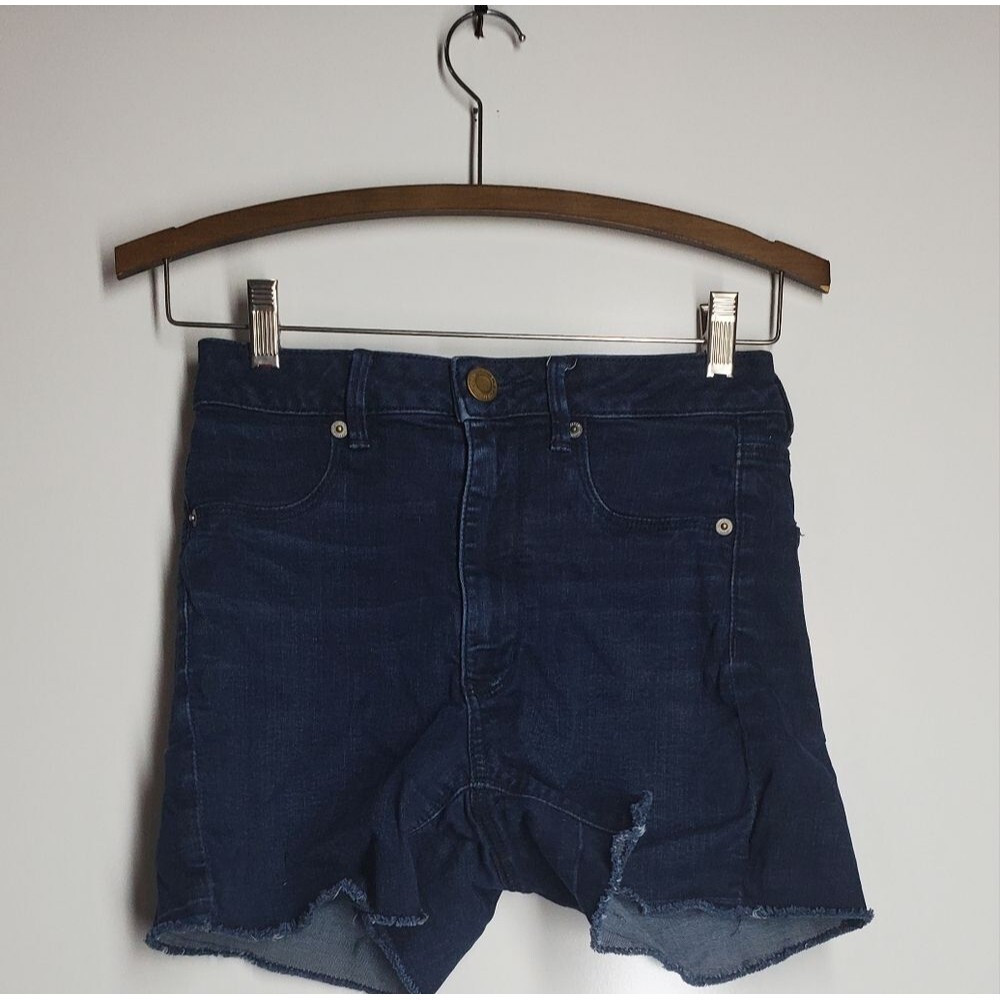 American Eagle Outfitters Women's Jean Shorts Super Stretch. Size S